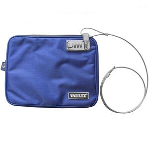 NWOT- Vaultz Locking Pool Pouch w/Cable Tether
